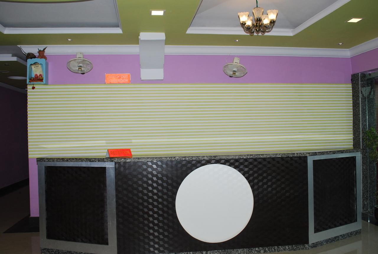 Hotel Sanchita Palace Forbesganj Екстер'єр фото